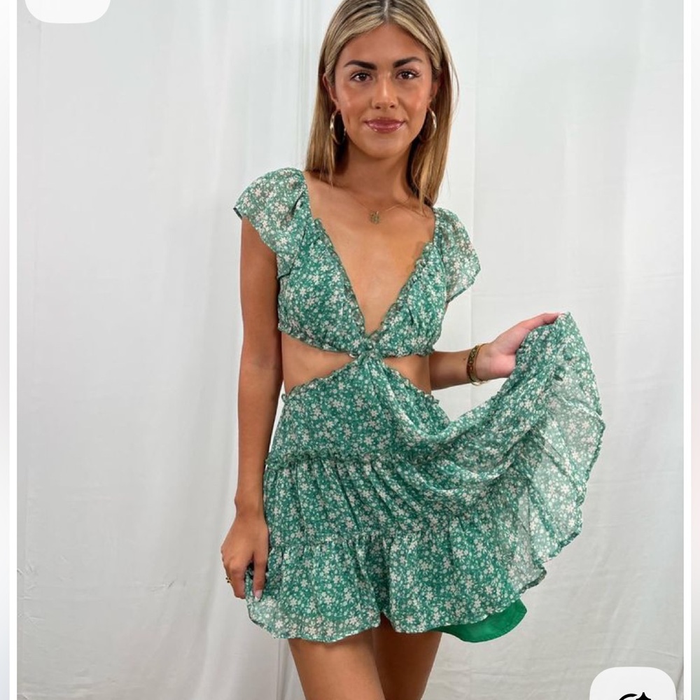 Green Floral cut out  Midi Dress size small